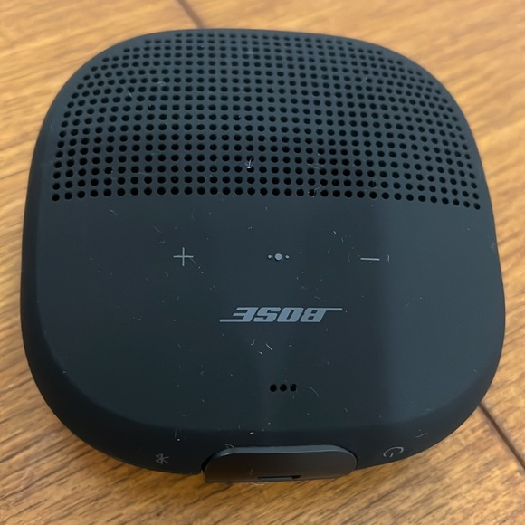Bose Micro Soundlink Speaker - Picture 14 of 15